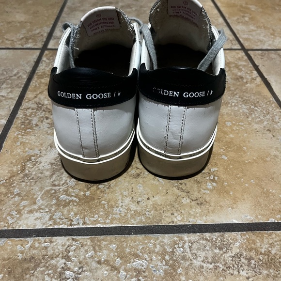 Size 39 never reach for these - Picture 5 of 5